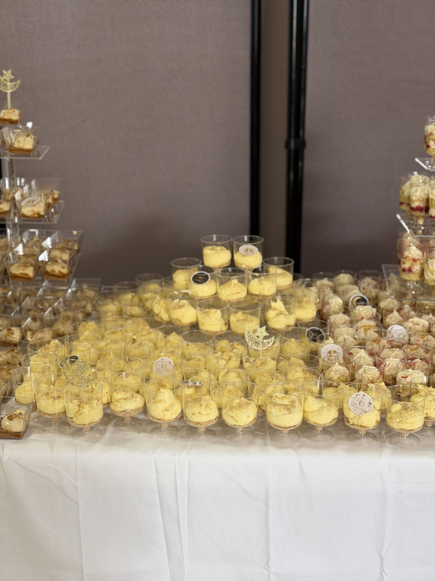 RizziBakes full catering dessert table, middle section